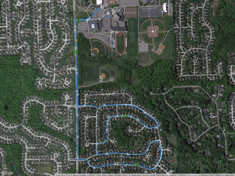 2014-02 Super 5K Course.jpg - 2014 Super 5K in Novi Michigan. 20 degrees, snowy streets, long walks.